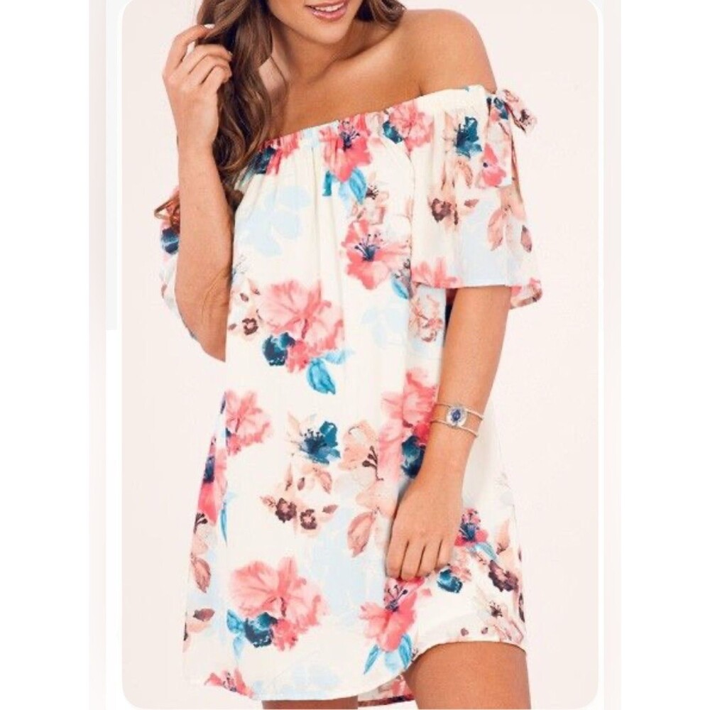 PinkBlush maternity beautiful off shoulder floral dress size small NWOT